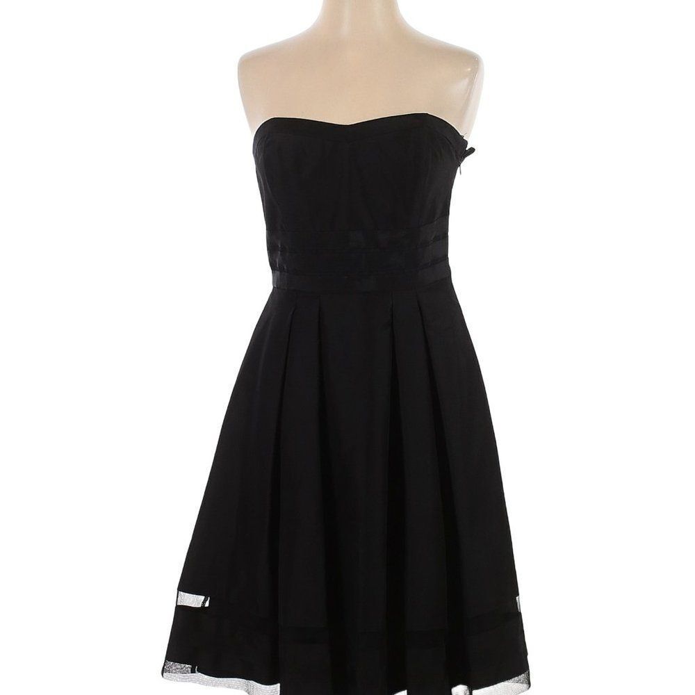 White House Black Market A-line Strapless Dress Sweetheart Neckline SZ 4 BLK
